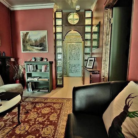 Mourne Mountain Art Apartments Newcastle  Room photo