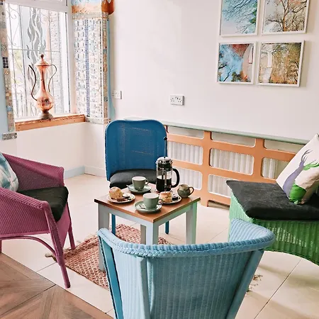 Mourne Mountain Art Apartments Newcastle  Room photo