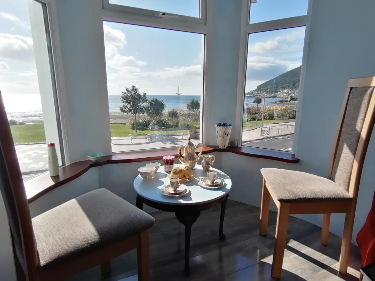 Mourne Mountain Art Apartment *